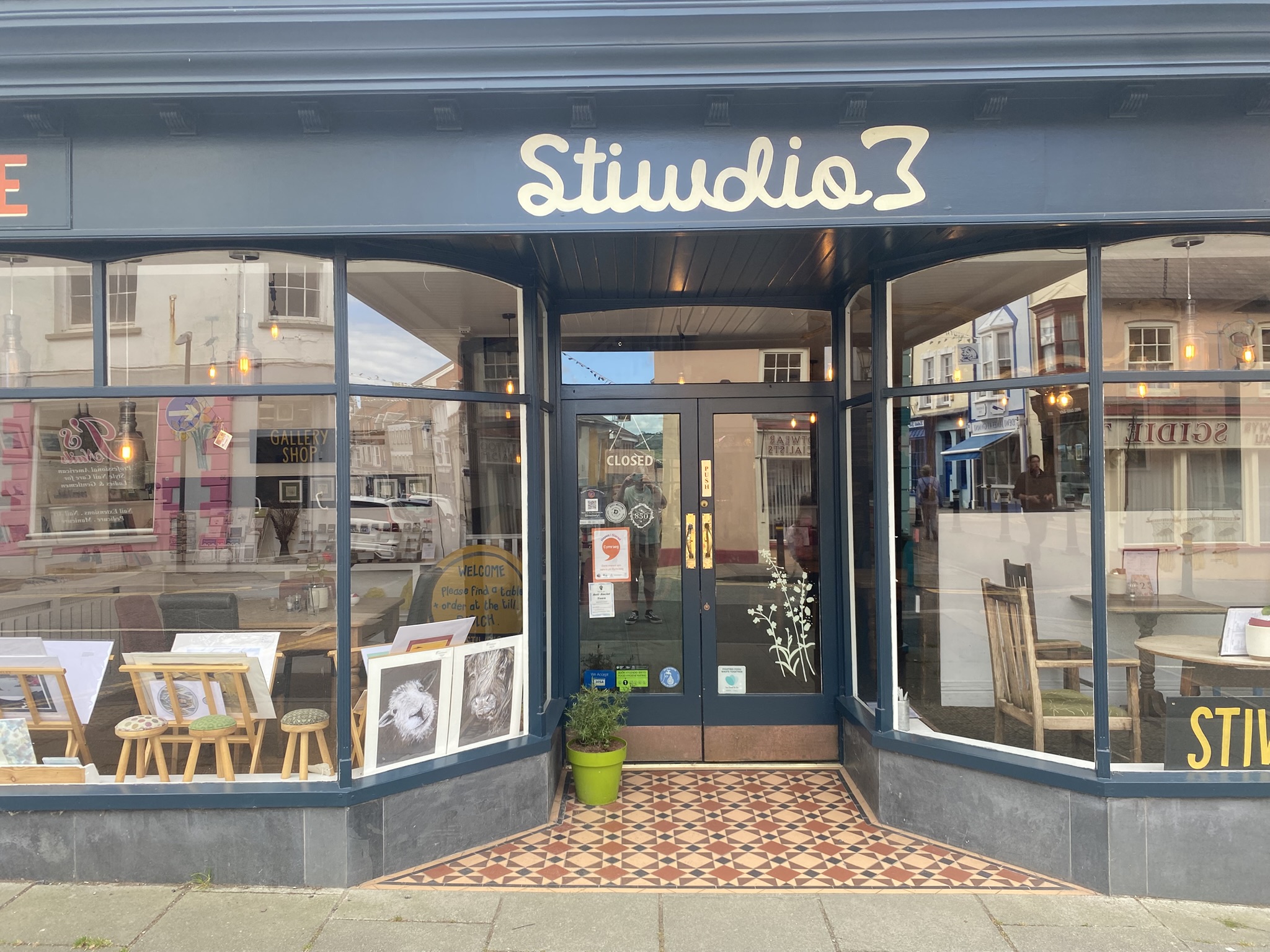 Seating area inside Stiwdio 3 in Cardigan